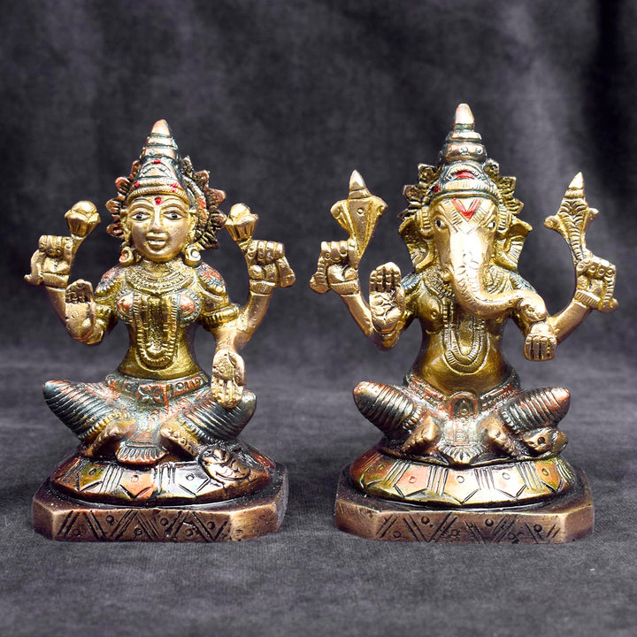 Beautiful handcrafted brass Lakshmi Ganesh idol for home temple and festive pooja. India’s Largest Brass Idols Brand - www.satvikstore.in
