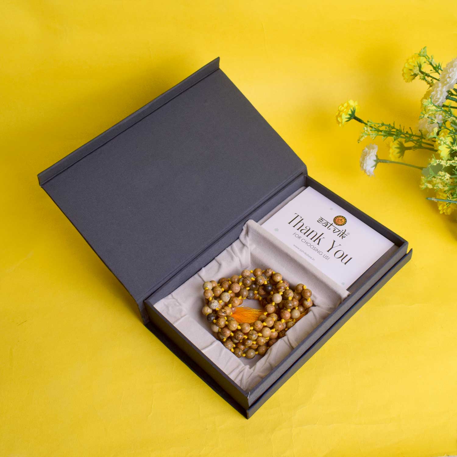 Picture Jasper Hakik Mala with 108 Beads β A natural stone mala promoting harmony, inner peace, and connection to Earth energies. Indiaβs Premium Hakik Jap Mala store - www.satvikstore.in