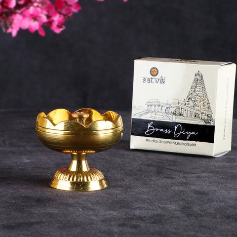 Designer Pure Brass Diya (Large) – Elegant handcrafted brass oil lamp for festive décor, temple use, and traditional pooja rituals. India’s Largest Pooja Accessories Brand – www.satvikstore.in