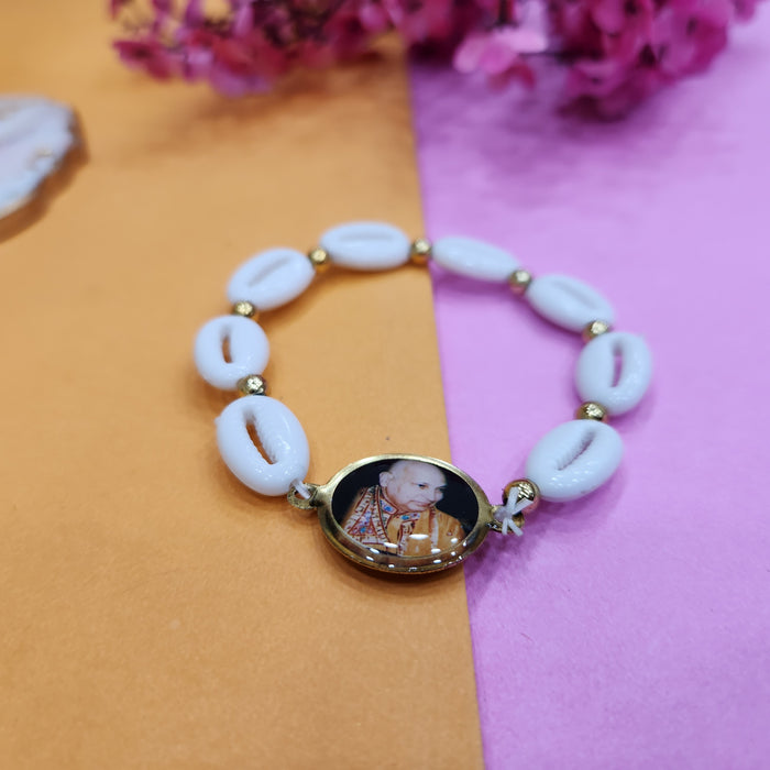 Pearl Bracelet with Jai Guruji Swaroop Handmade Bracelets for Men and Women